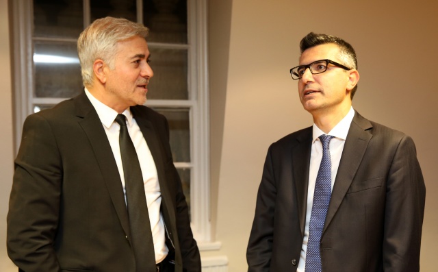 ATMB Başkan Yardımcısı Vehbi Keleş (solda) ve Türkiye'nin Londra Ticaret Başmüşaviri H. Murat Özsoy