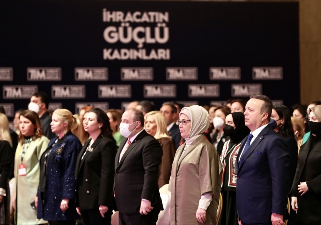 Cumhurbaşkanı Recep Tayyip Erdoğan'ın eşi Emine Erdoğan, Türk kadınının elde ettiği her başarının, kendi ülkelerindeki kadınlar için yol açıcı olduğu gibi coğrafyalarındaki kadınları da olumlu etkilediğini belirterek "2023 hedefimiz, dünyanın en büyük 10 ekonomisinden biri olmaktır. Bu hedefi gerçekleştirmede kadınların önündeki engelleri kaldırmak için büyük bir gayret içindeyiz." dedi.