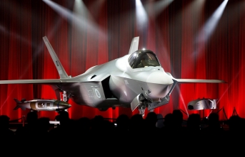 Türkiye, İlk F-35 Uçağını Teslim Aldı