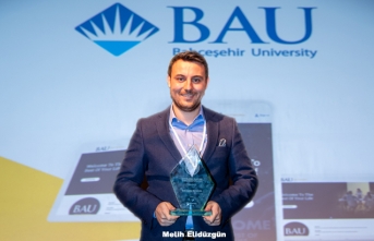 BAU Global'e Londra'dan 'Üstün Platform Yönetimi' Ödülü