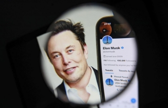 Elon Musk, Twitter'ı alma anlaşmasını feshetti