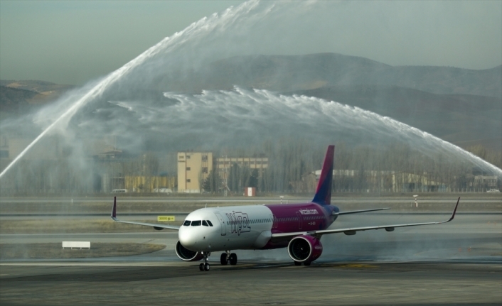 Wizz Air'in Esenboğa-Abu Dabi karşılıklı seferleri başladı