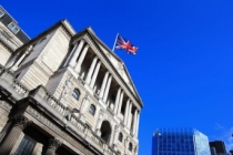 İngiliz ekonomisi çifte krize doğru sürükleniyor