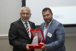 Avrupa’daki Türk İş İnsanları ‘Marka’ ve ‘Girişimcilik’ Ödül Töreni
