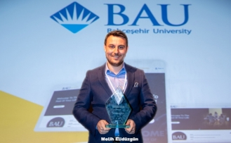BAU Global'e Londra'dan 'Üstün Platform Yönetimi' Ödülü