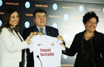 Galatasaray Kadın Futbol Takımı'nın sposoru Hepsiburada oldu