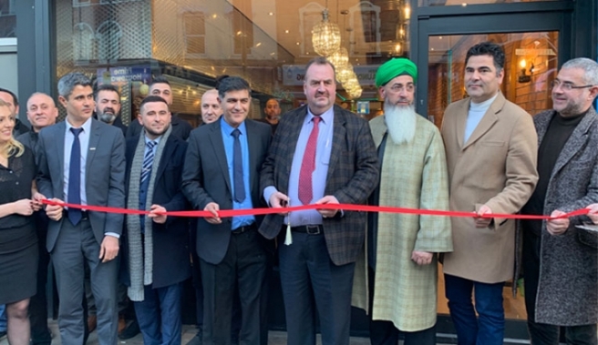 Hanedan Restaurant Londra’da Hizmete Girdi