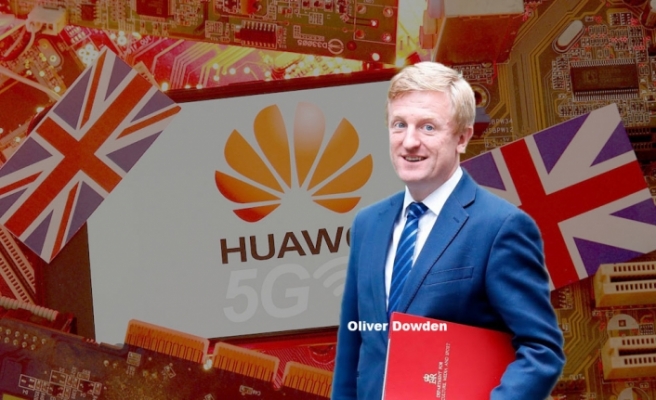 İngiliz hükümeti Huawei’yi 5G altyapısından çıkarıyor
