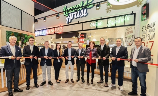 CarrefourSA, “Lezzet Arası“ restoranının, 15’inci şubesini açtı
